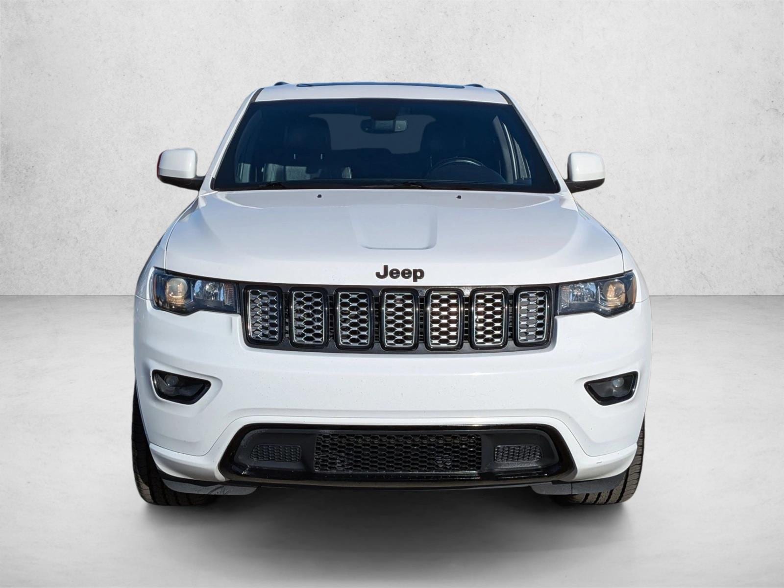 jeep grand cherokee 2018 1C4RJEAG2JC493631 image jeep grand cherokee 2018 1C4RJEAG2JC493631 image